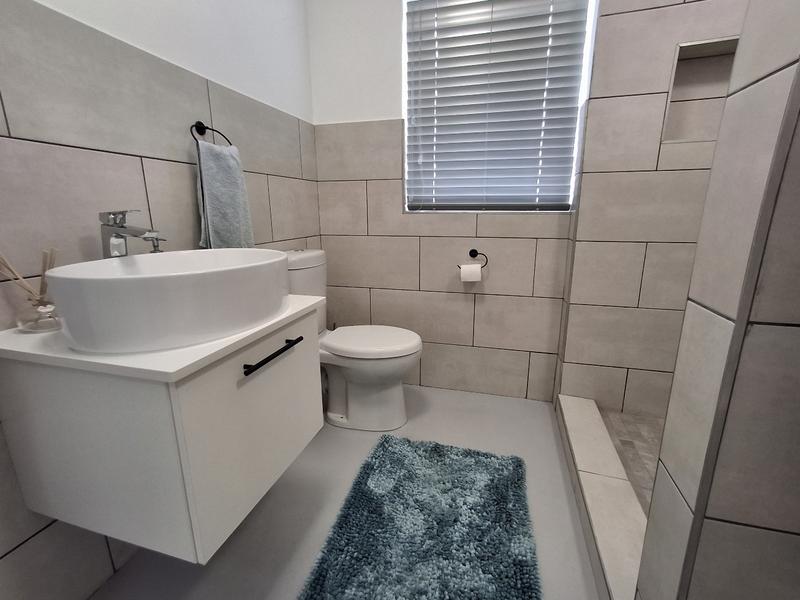 3 Bedroom Property for Sale in Britannia Bay Western Cape